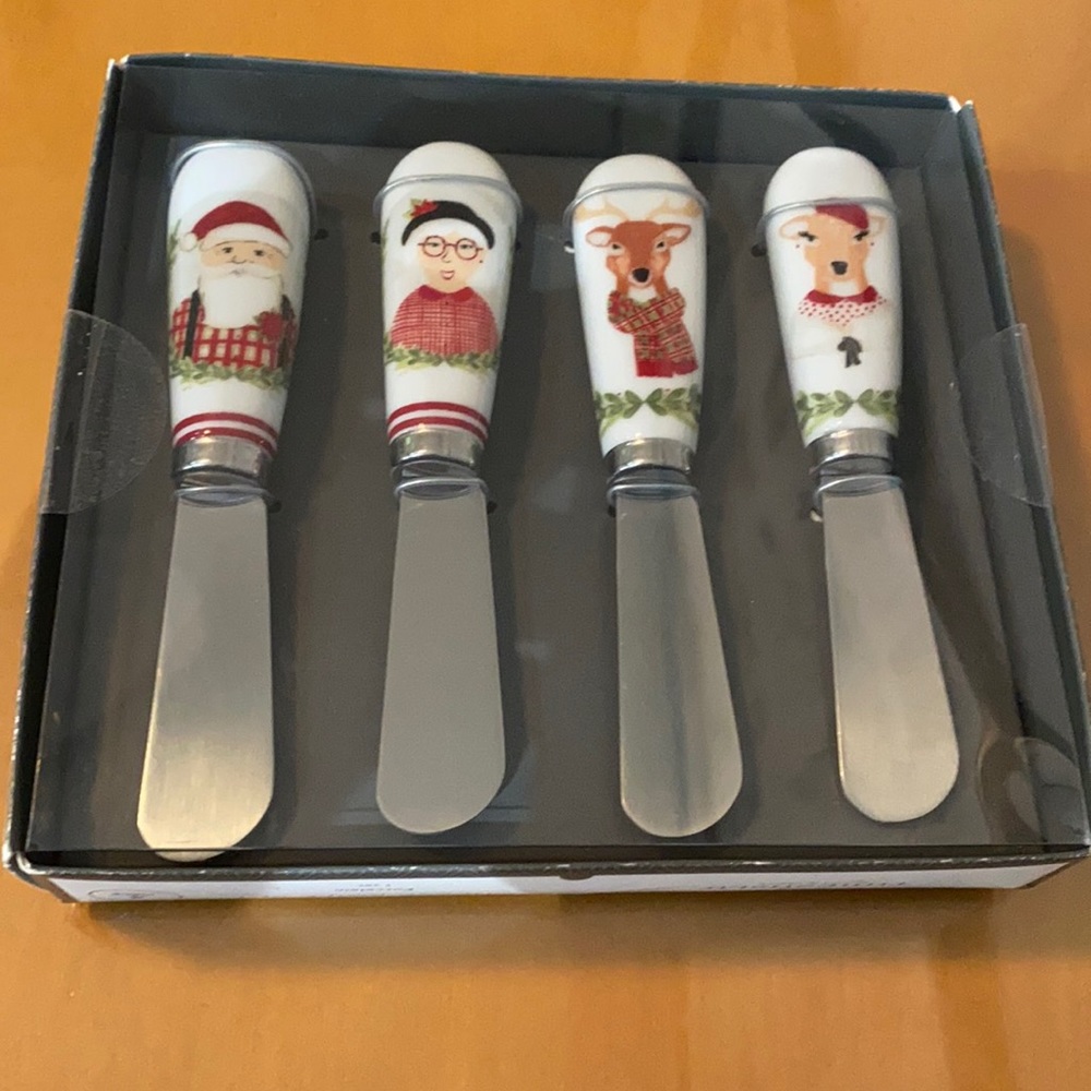 Holiday spreaders